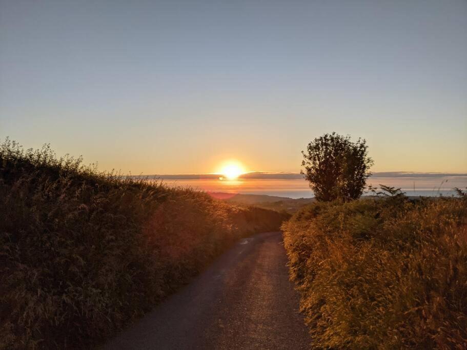 Tranquil 1 Bedroom Cottage 15 Mins Drive To Sea Mydroilin Exteriör bild