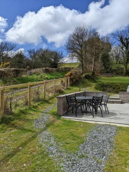 Tranquil 1 Bedroom Cottage 15 Mins Drive To Sea Mydroilin Exteriör bild